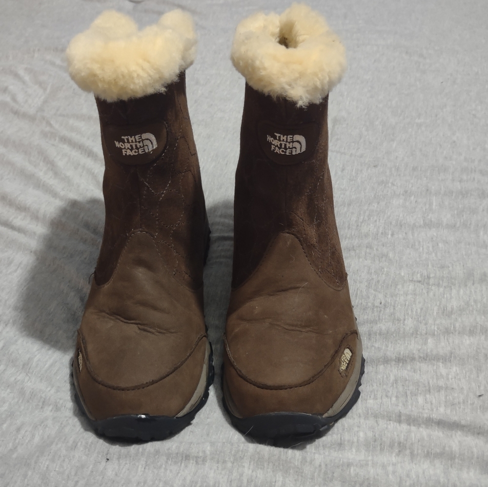 North Face Snow Boots, Ladies 7, Brown